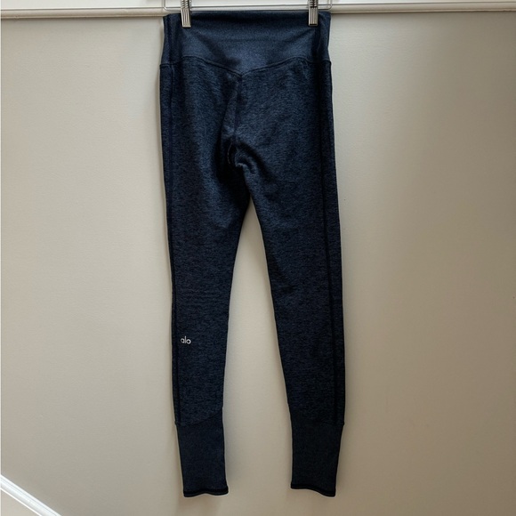 Alo Yoga Alosoft Lounge Leggings - Picture 6 of 8